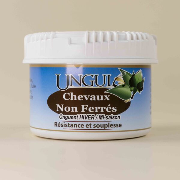 graisse à pied destinée aux chevaux non-ferrés, onguent 100% naturel pour plus de résistance et de souplesse