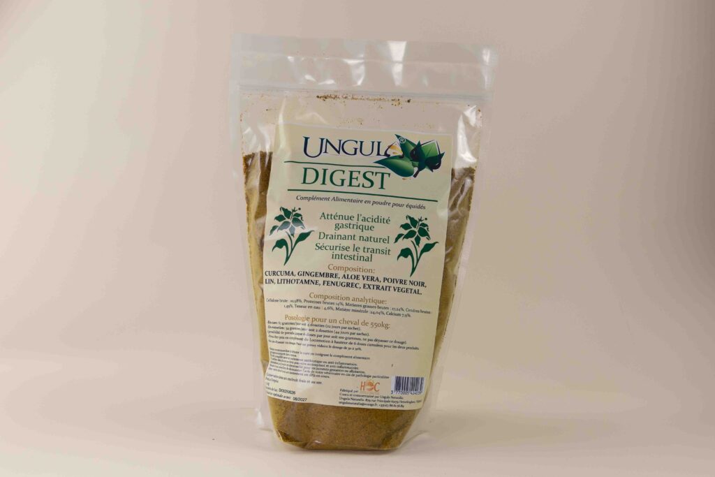 Digest drainage naturel pour chevaux, mélange de plantes pures destinées à sécuriser le transit et soulager l'estomac du cheval, produit 100% naturel et végétal