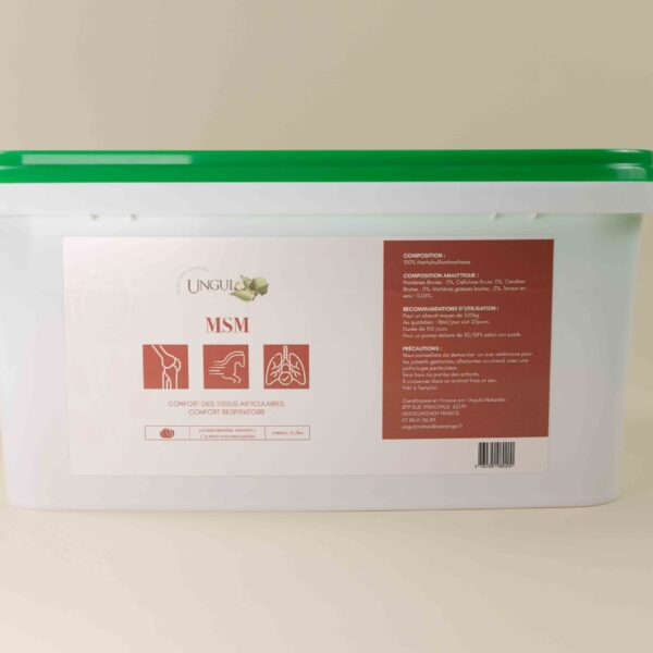 MSM en plante pure, aliment complémentaire pour le confort des tissus articulaires et respiratoires du cheval. Il est fabriqué en France par Ungula Naturalis